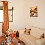 Vakantiehuis Aselinos Koukounaries