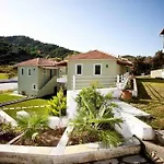 Vakantiehuis Aselinos Koukounaries