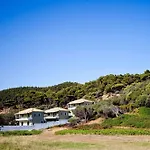 Aselinos Koukounaries