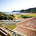 Aselinos Koukounaries