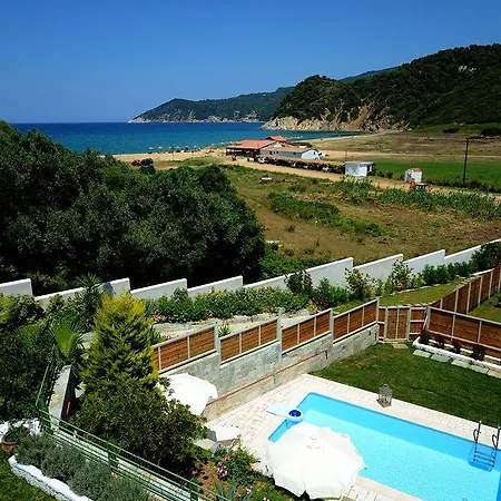 Aselinos * Koukounaries