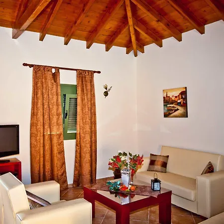 Aselinos Holiday home