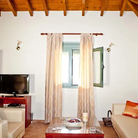 Aselinos Holiday home *