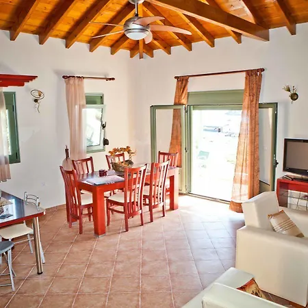 Aselinos Holiday home Koukounaries