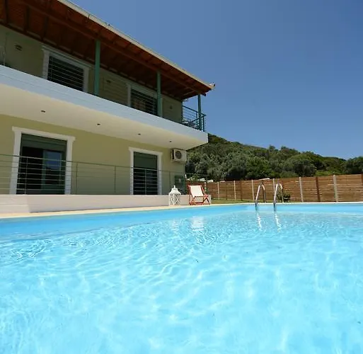 בית נופש Aselinos *