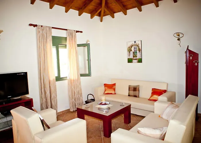 בית נופש Aselinos *