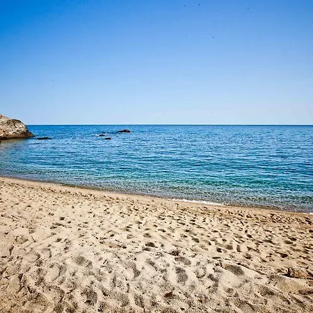 Aselinos Hébergement de vacances *